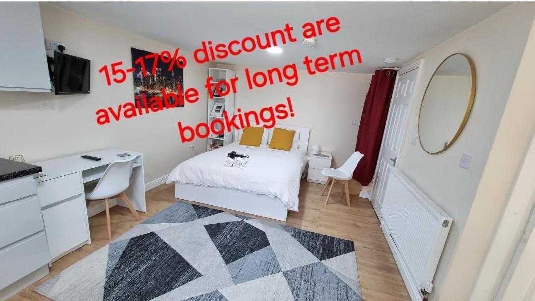Lovely Studio-Flat With Free Parking, Free Wifi. Лидс Экстерьер фото